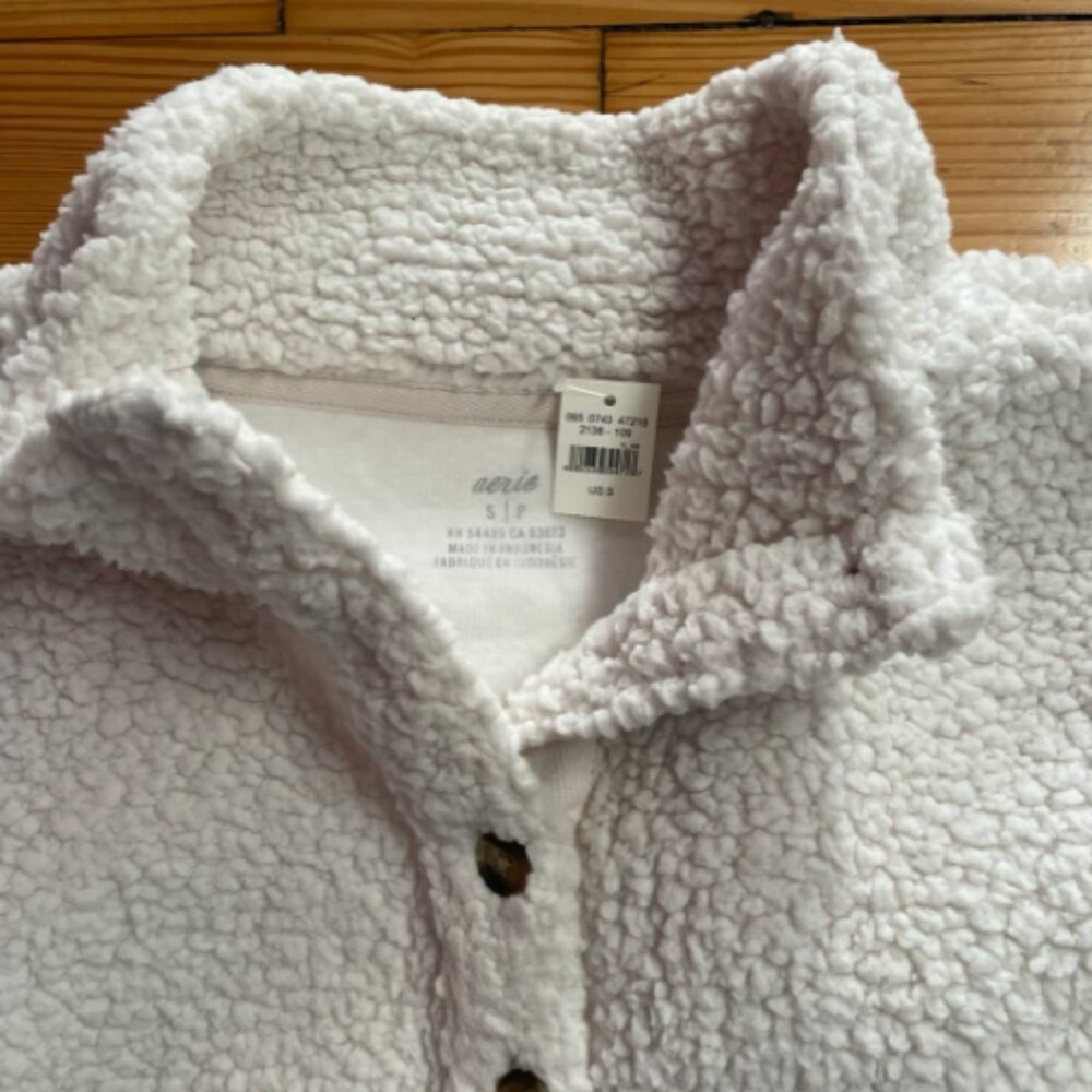 Aerie Sherpa - Picture 3 of 3